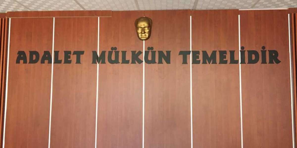 Hâkim Olmak İçin Kaç Yıl Okunur? Kadın Hakim Olmak?