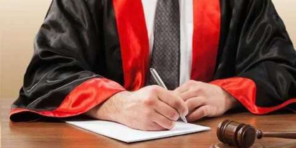 Savcı Olmak İçin Hangi Derslerin İyi Olması Gerekir?