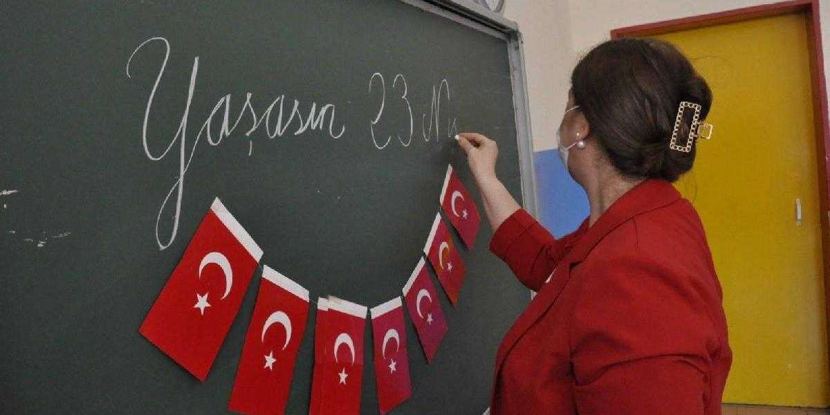 Bir Meslek Olarak Öğretmenlik pdf? Öğretmen Kimdir Makale?