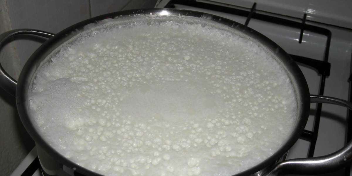 Süt Nasıl KAYNATILIR? Süt Kaç Dakikada Kaynar?