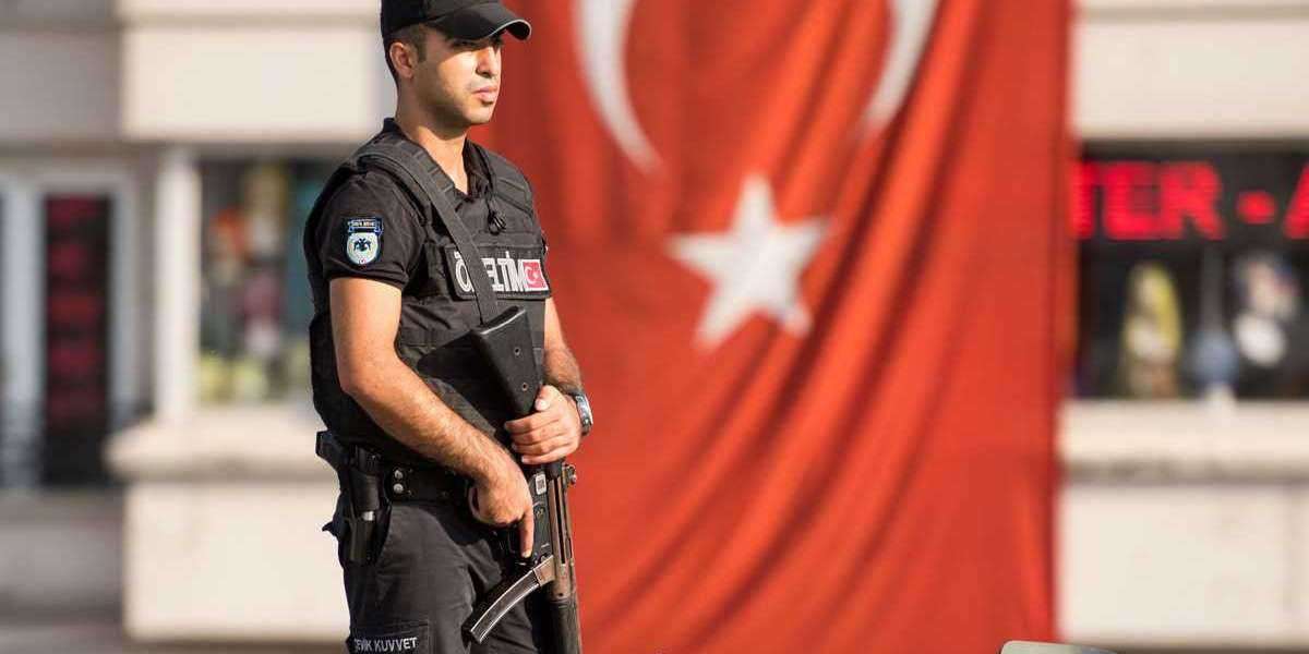 Polis Olmak İçin Hangi Bölümü Okumalıyım? Polis Olmak İçin Gerekenler?