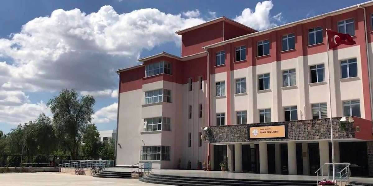 Dil Okumak İçin Hangi Liseye Gitmeliyim? Dil Okumak İçin Hangi Bölüm Seçilmeli?