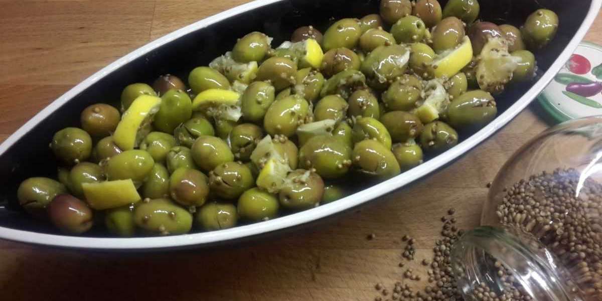 Çizmeden Kırmadan Yeşil Zeytin Nasıl Yapılır? Yağlı Yeşil Zeytin Nasıl Yapılır?
