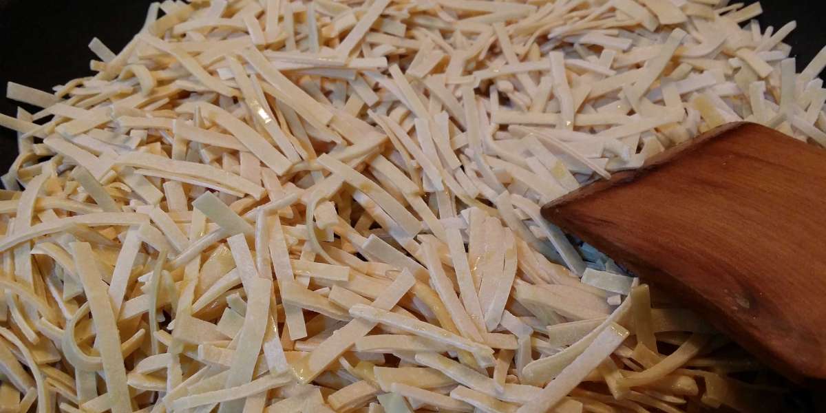 1 Kilo Undan Erişte Tarifi? Evde Taze Erişte Nasıl Yapılır?