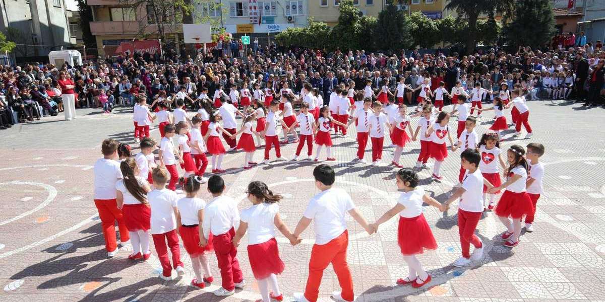 Çocuğa Şiir Ezber Nasıl Öğretilir? Şiir Ezberlemek İçin Ne Yapmalıyız?