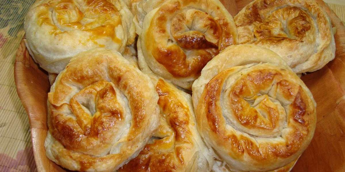 Patatesli Gül Böreği Nasıl Yapılır? Hazır Yufkadan Patatesli Gül Böreği?