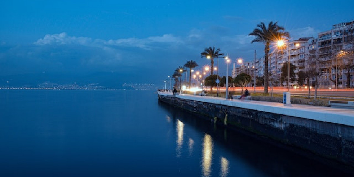 Foça’nın Nesi Meşhur? İzmir Foça Ne Yenir? Eski Foça Ne Yenir?