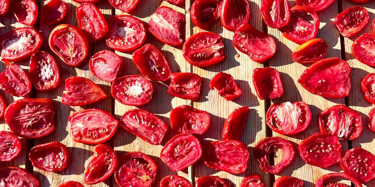 1 Kilo Domatesten Ne Kadar Kuru Domates Çıkar? Domates Kurusu Nerelerde Kullanılır?