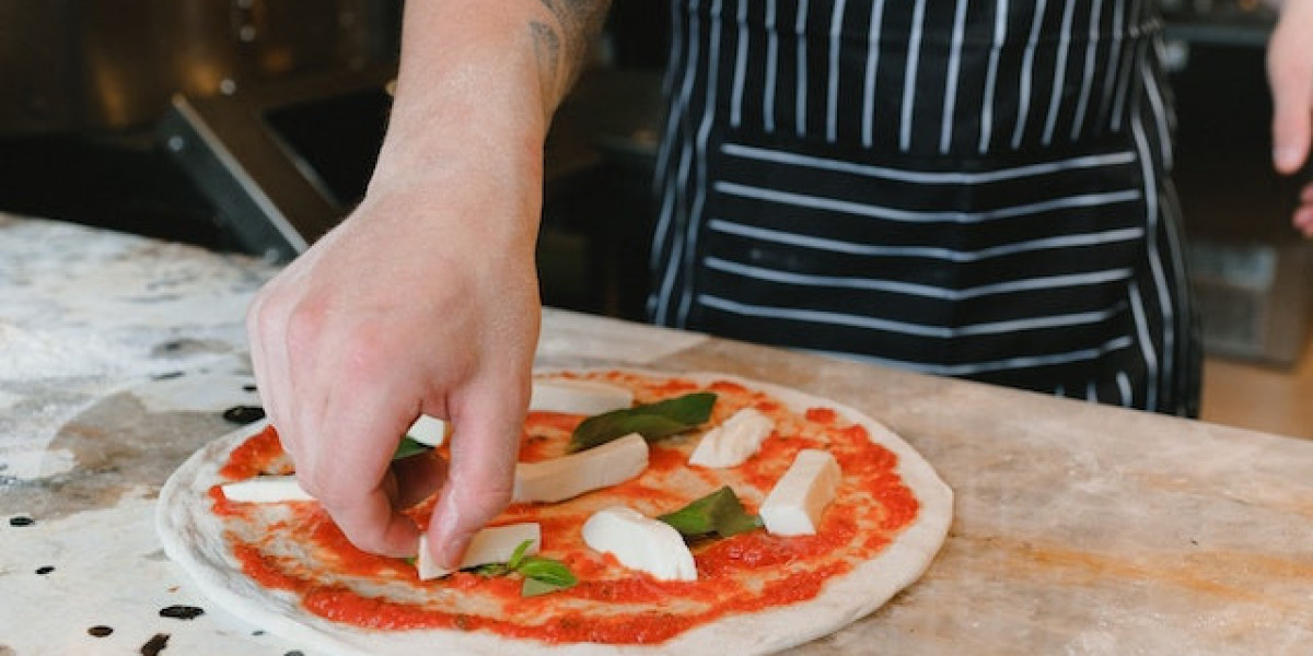 Pizza Sosu Tarifi Salçalı? Domates Salçalı Pizza Sosu?
