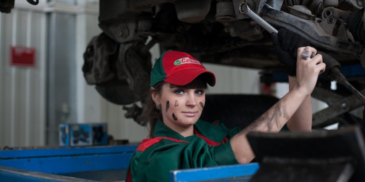 Motor Yağı Kaç Derecede Kaynar? Motor Yağı Yanar mı?