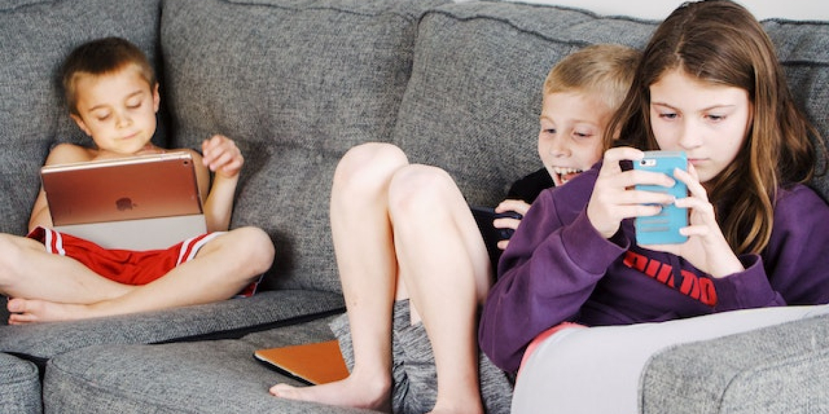 Brauchen Kinder Mobiltelefone