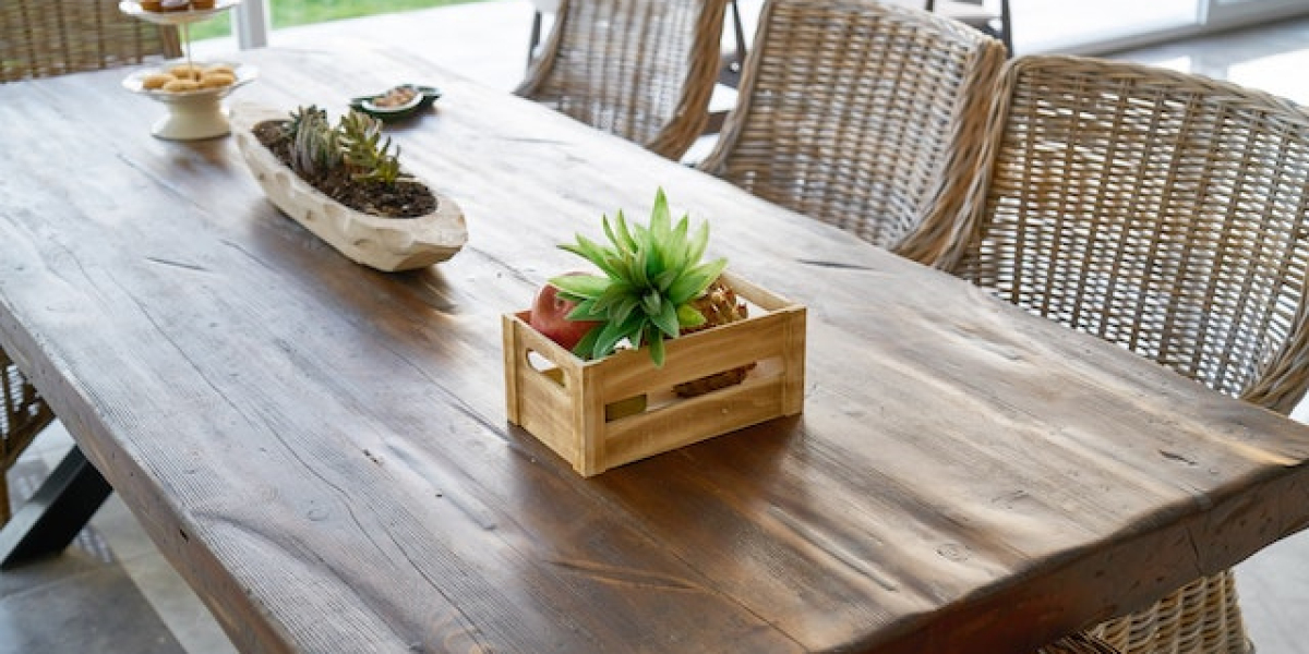 Balkon Masası Satın Alırken Nelere Dikkat Edilmeli? Balkon Masası Satın Alırken Nelere Dikkat Etmeliyiz?