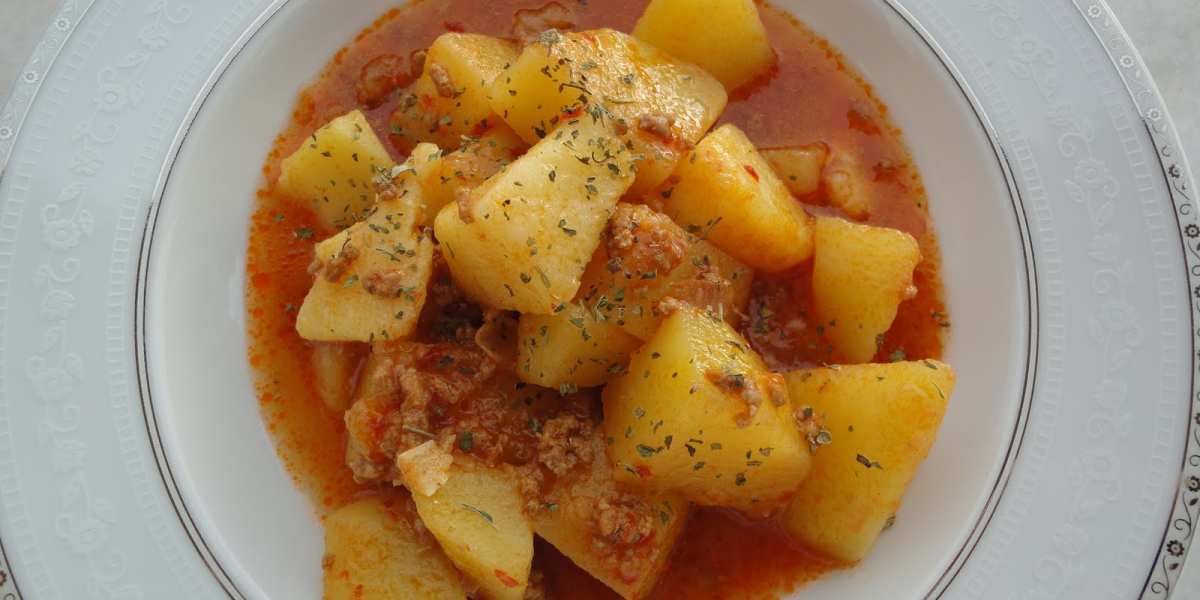 Patates Yemeği Kaç Dakikada Pişer? Sulu Patates Yemeği Kaç Dakikada Pişer?