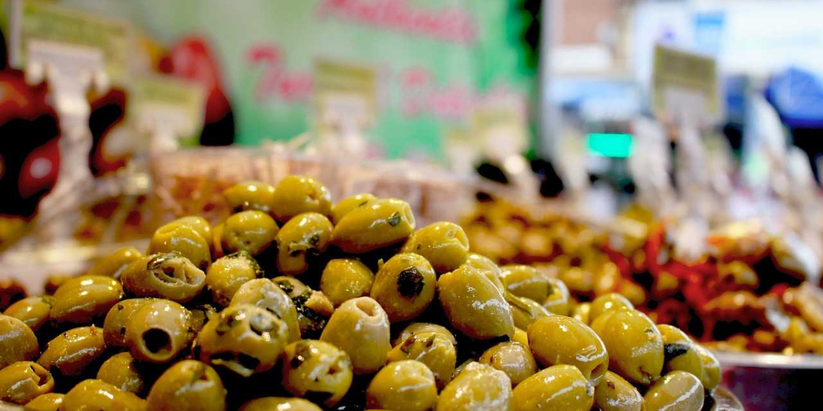Tatlanmayan Yeşil Zeytin Nasıl Tatlandırılır? Yeşil Zeytin Nasıl Yapılır Ev Yapımı?